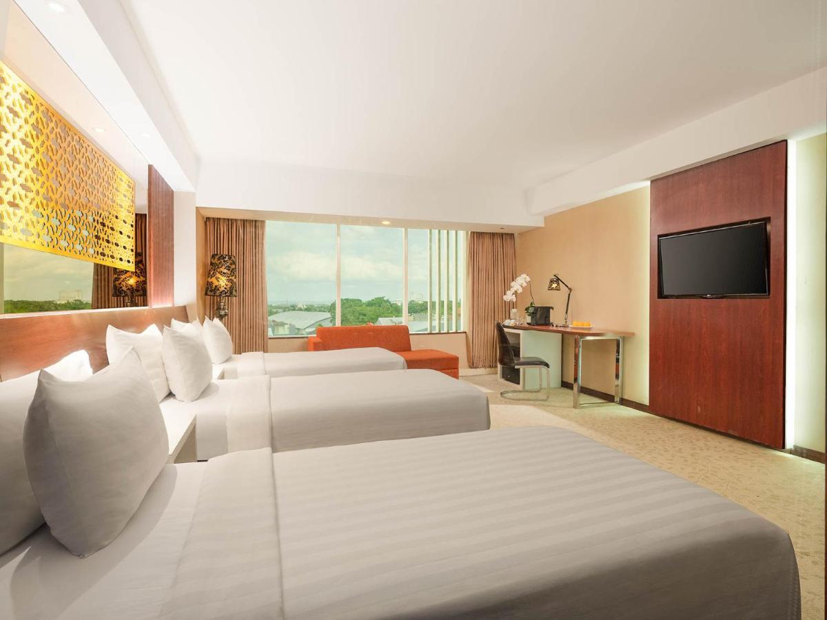 The Alana Yogyakarta Hotel And Convention Center Sleman  Εξωτερικό φωτογραφία