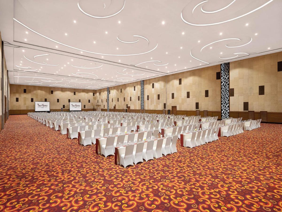 The Alana Yogyakarta Hotel And Convention Center Sleman  Εξωτερικό φωτογραφία