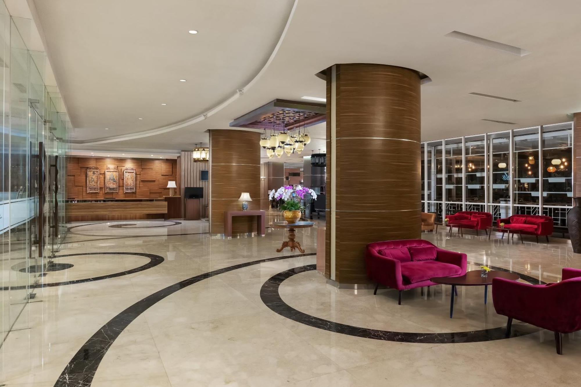 The Alana Yogyakarta Hotel And Convention Center Sleman  Εξωτερικό φωτογραφία