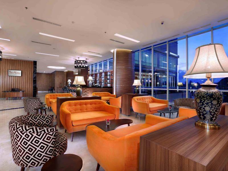 The Alana Yogyakarta Hotel And Convention Center Sleman  Εξωτερικό φωτογραφία